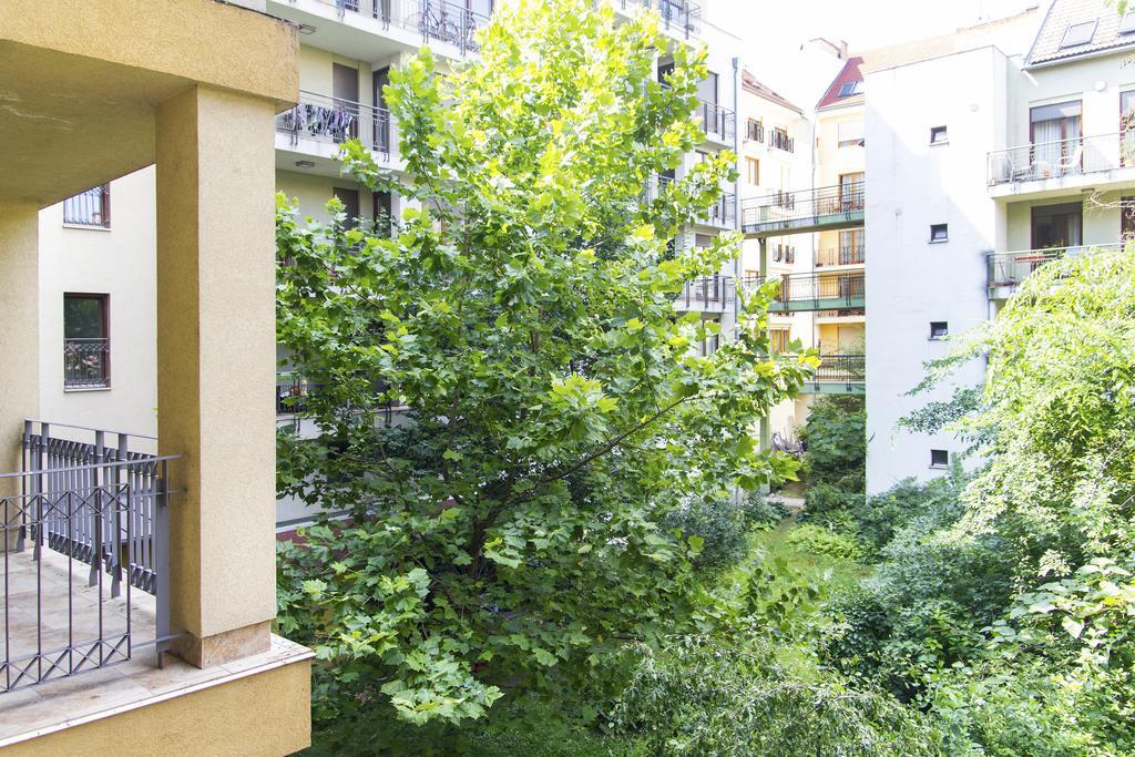 Kazinczy Dream Apartment Budapest Exteriör bild